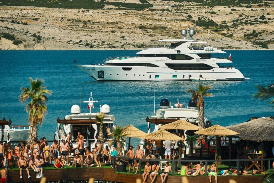 The Luxury of Noa Yacht Club